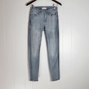 3/25 🔵Madewell 9" High Riser Skinny Skinny Gray Jeans Size 25